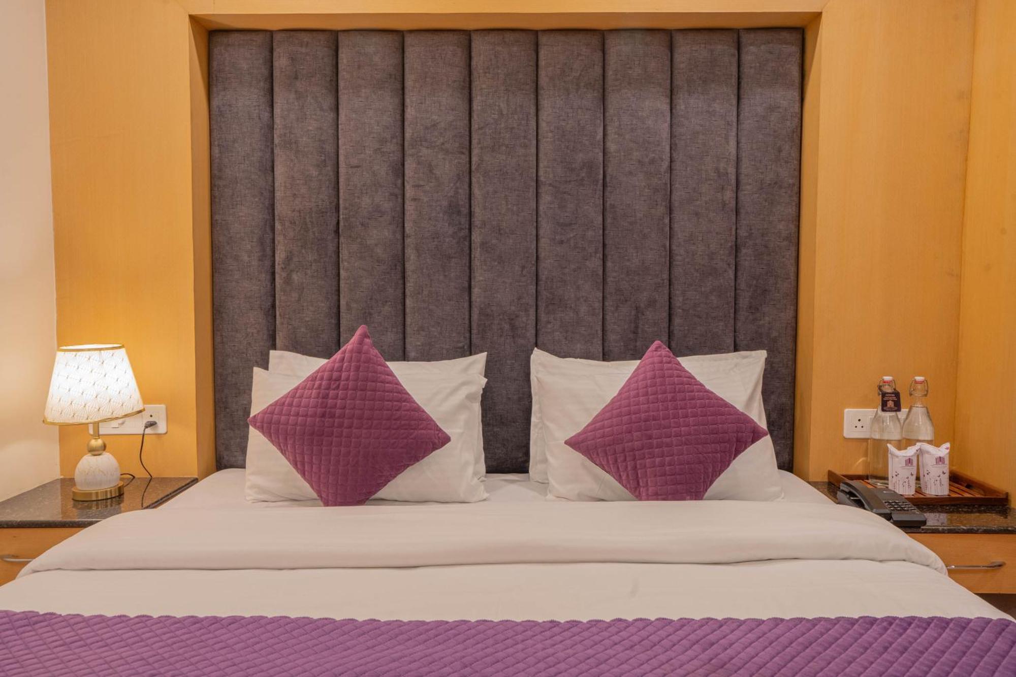 Perfectstayz Premium At Mall Road Mussoorie Exterior foto